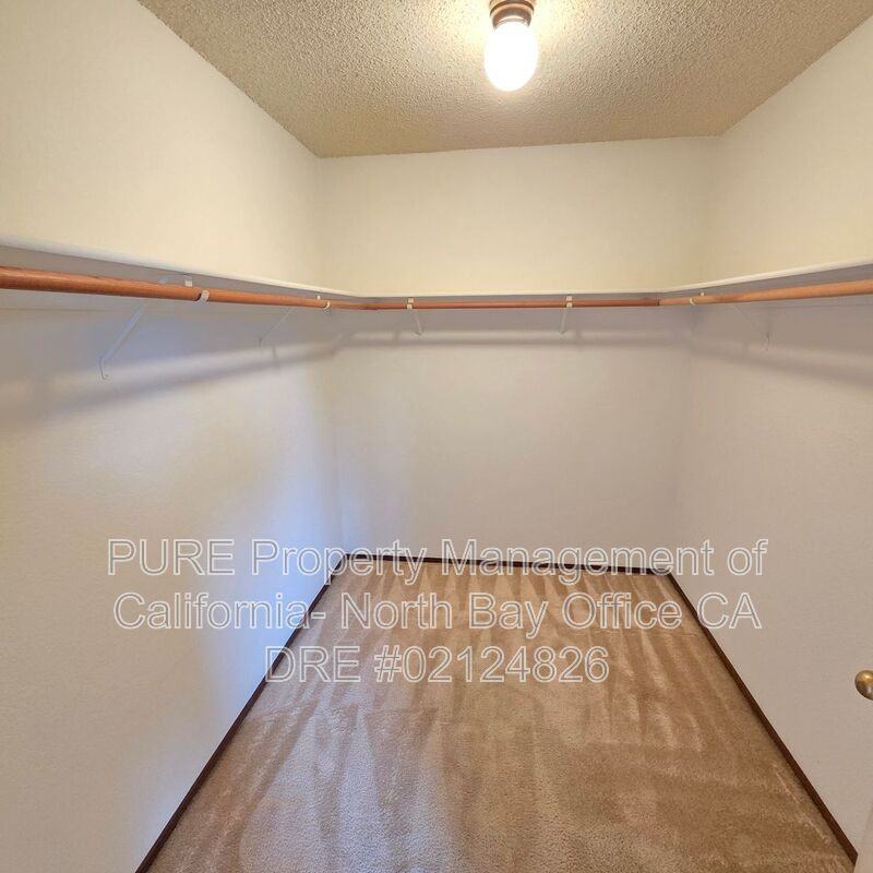 1641 Rainier Ave - Photo 6 of 17