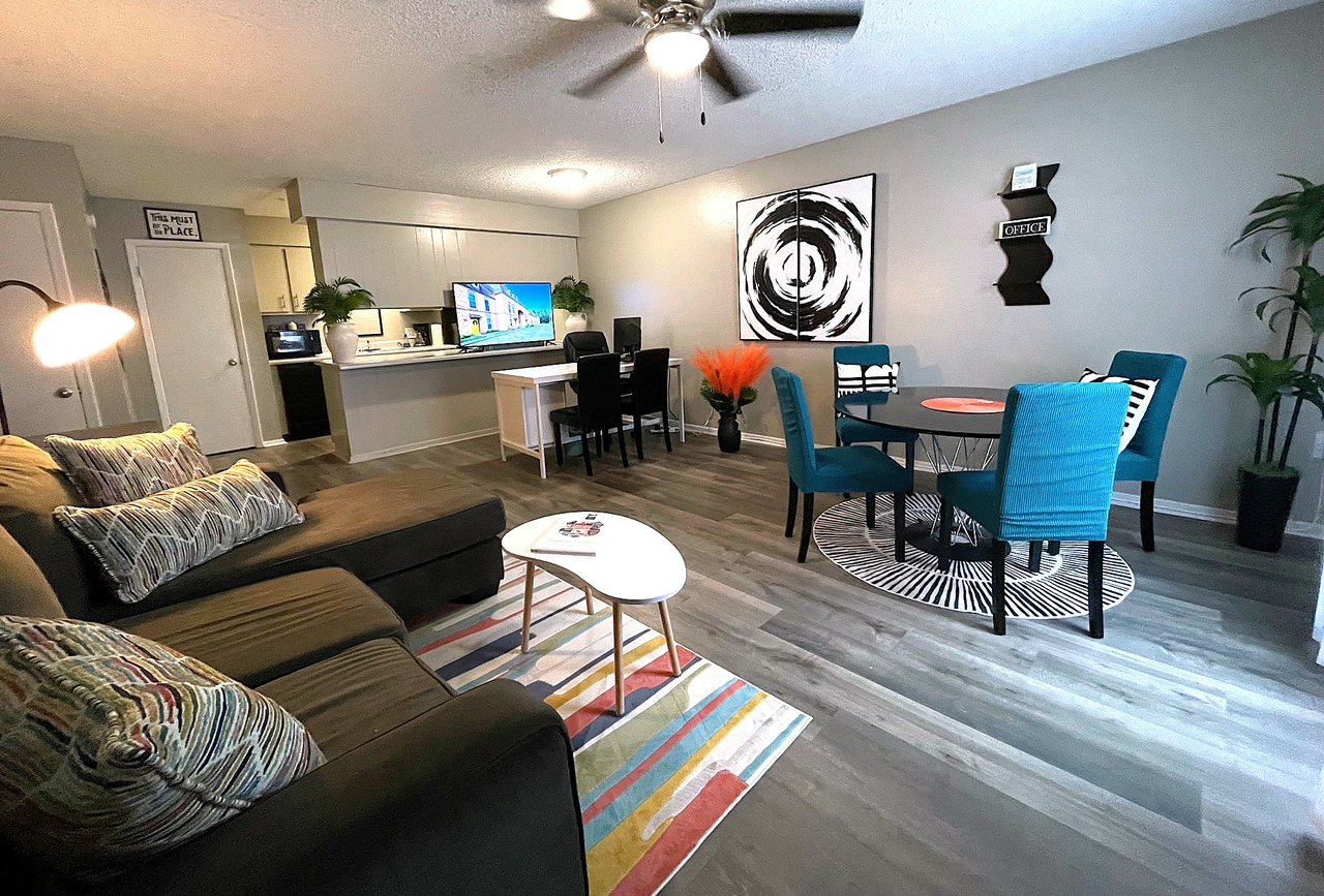 The Vibe Apartments - Photo 7 of 12