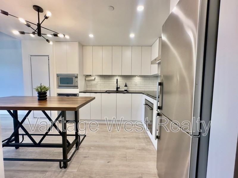 1101 St. Paul St #205 - Photo 2 of 15