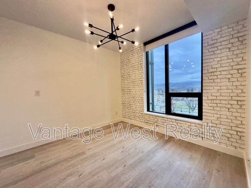 1101 St. Paul St #205 - Photo 5 of 15