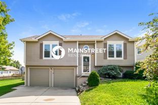 8637 N Capitol Ave - Photo 1 of 1