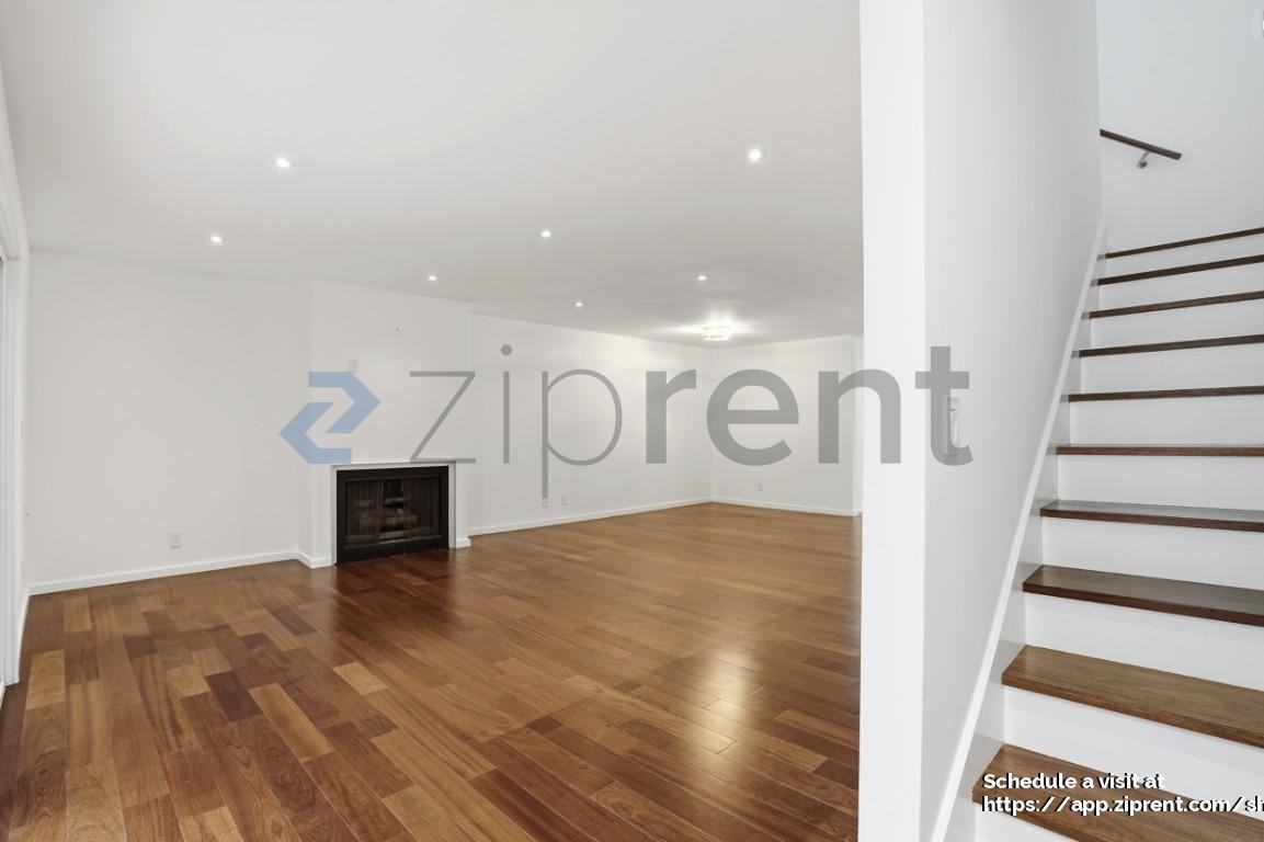 1200 Opal St #22 - Photo 4 of 39