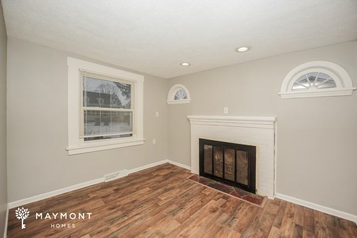 7064 Barton Dr - Photo 7 of 14