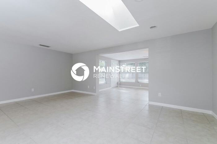 2652 White Sands Dr - Photo 5 of 16