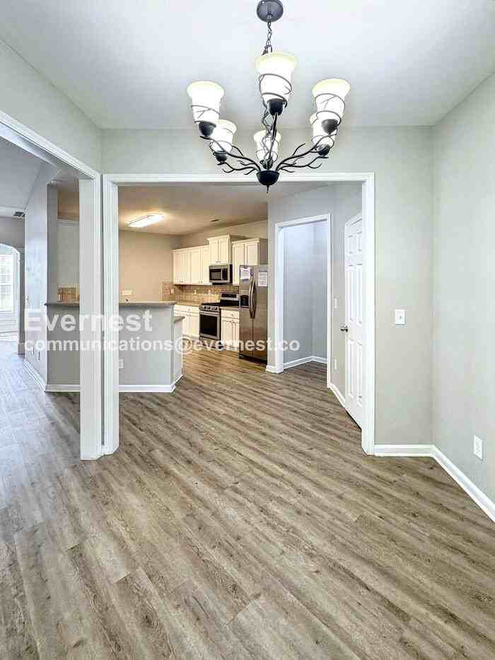 2768 Summit Pkwy Sw - Photo 6 of 34