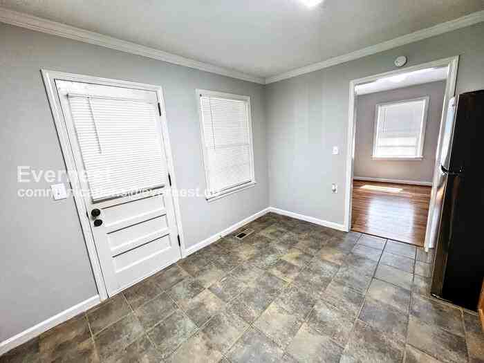 412 5th Way - Photo 3 of 19