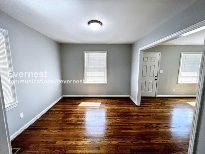 412 5th Way - Photo 6 of 19