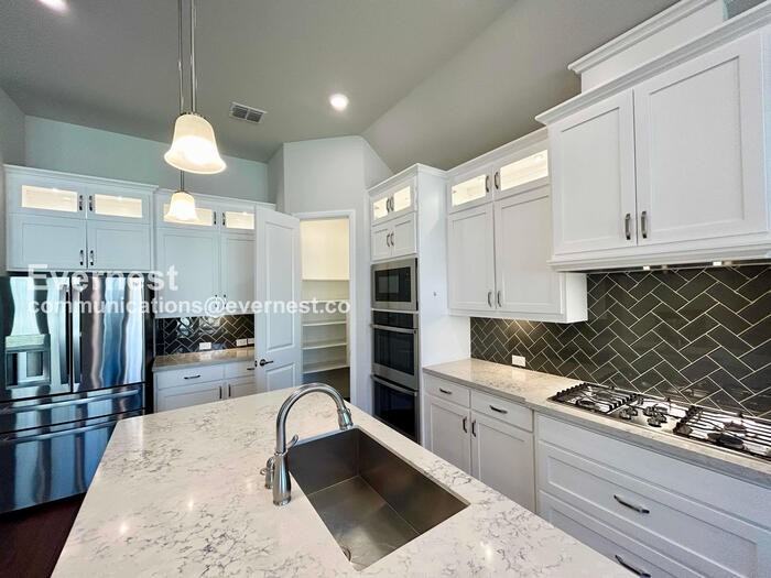 5478 Bradford Green Trl - Photo 3 of 32