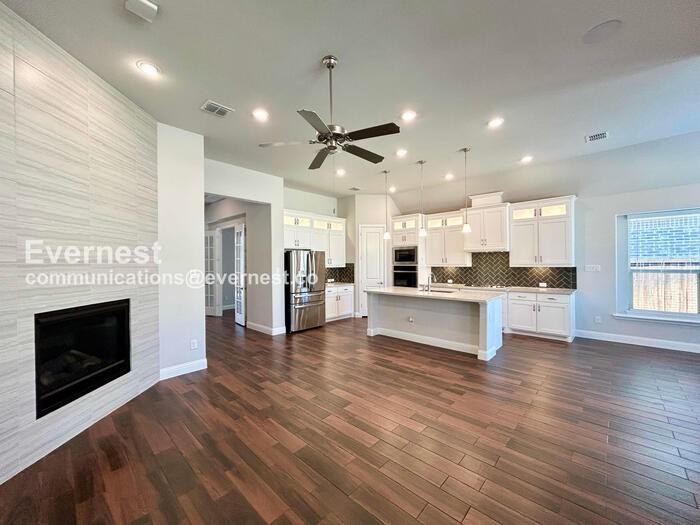 5478 Bradford Green Trl - Photo 5 of 32