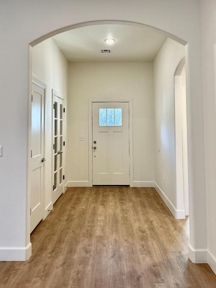 127 Willow Grove Ln - Photo 5 of 20