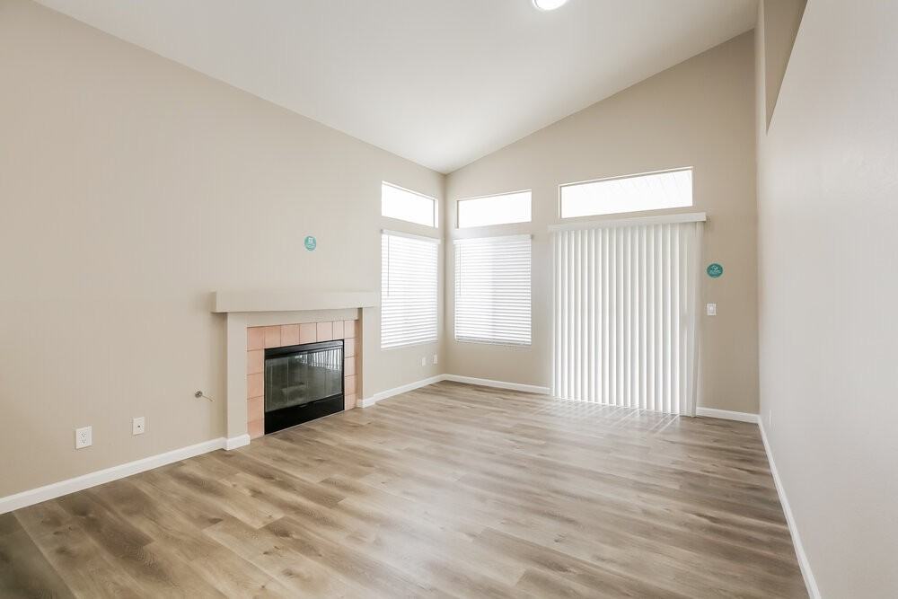 1945 Curio Dr - Photo 6 of 16