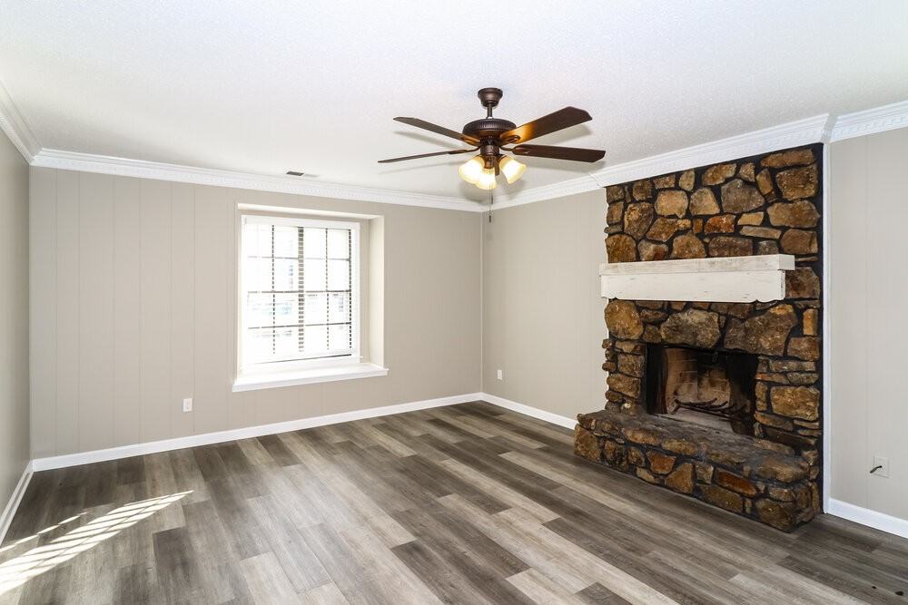 6070 Halstead St - Photo 5 of 16