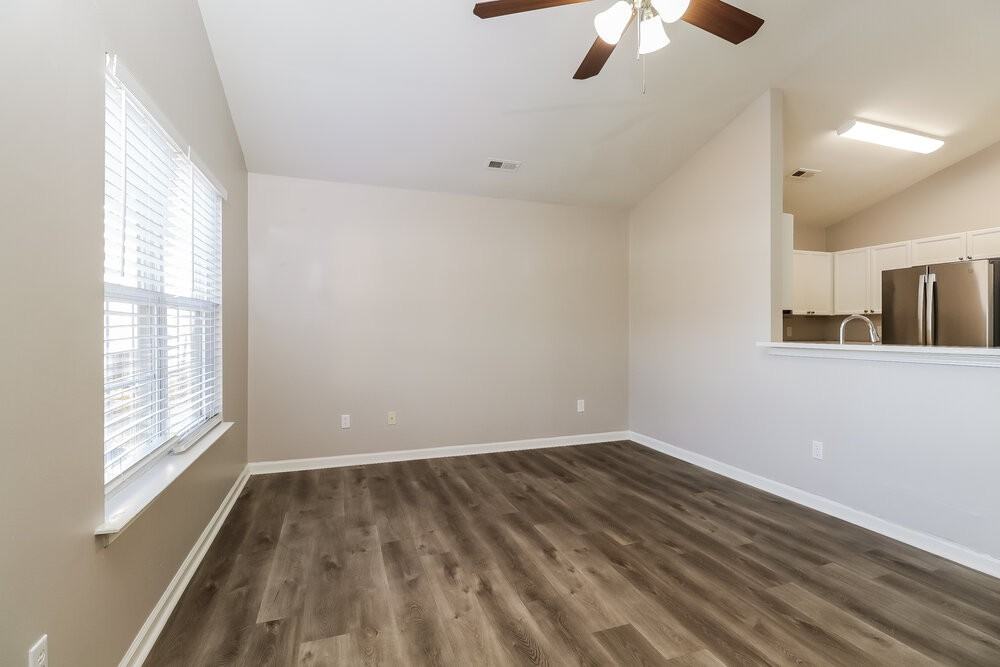 4703 Tumbleweed Ct - Photo 6 of 16