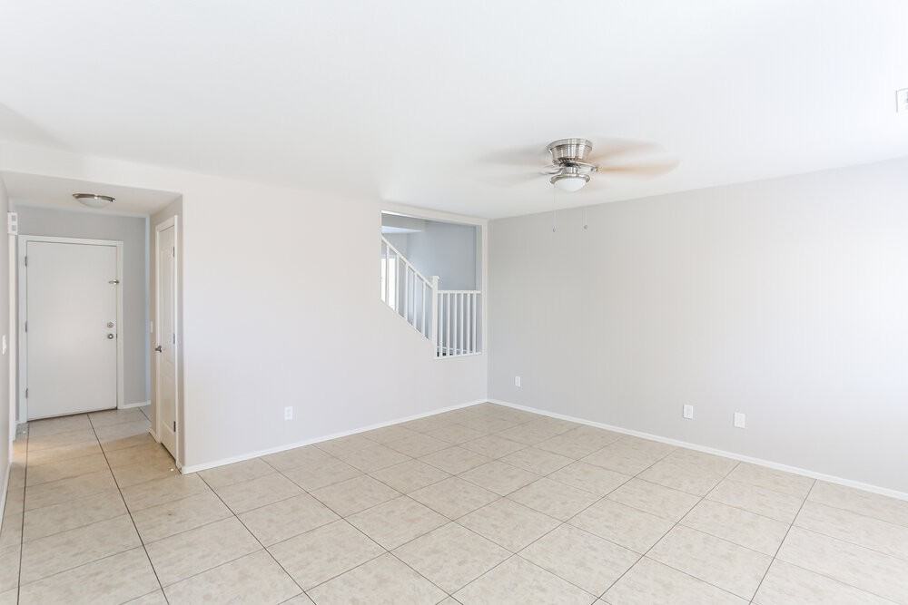 6728 N 130th Ave - Photo 4 of 17