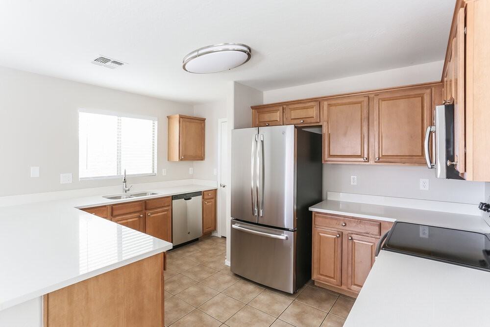 6728 N 130th Ave - Photo 7 of 17