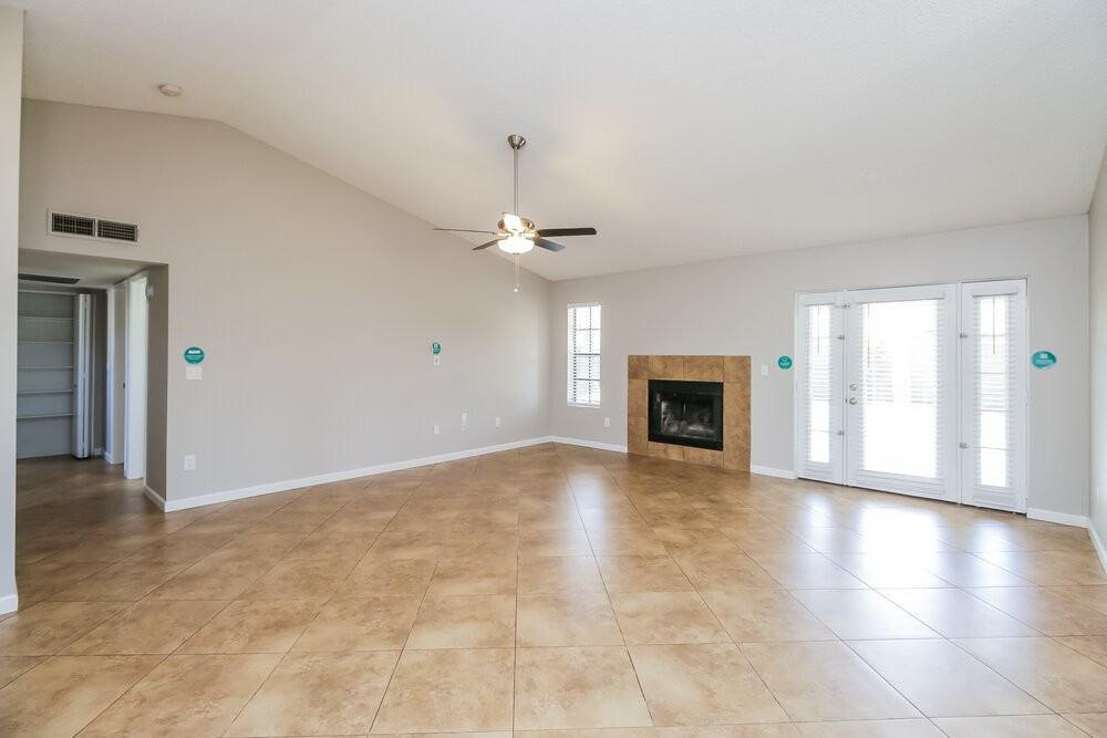 7453 E Diamond Ave - Photo 3 of 16