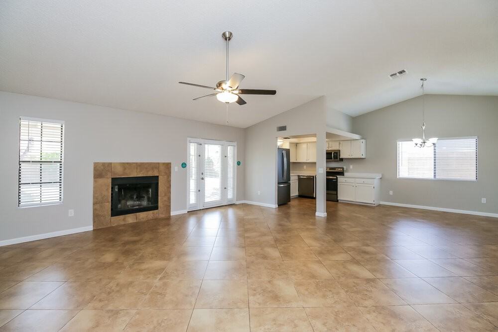 7453 E Diamond Ave - Photo 4 of 16