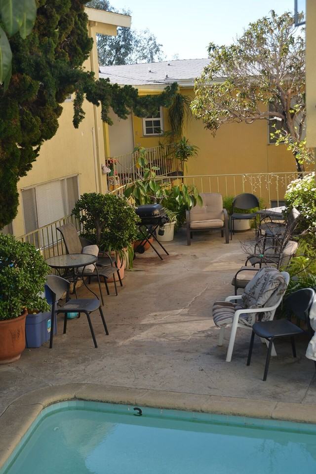 850 Haverford Ave #4