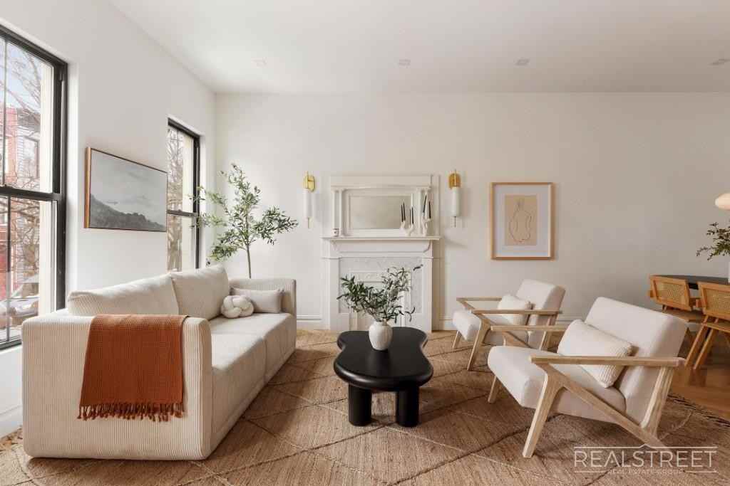 16 Goodwin Pl #2 - Photo 2 of 20