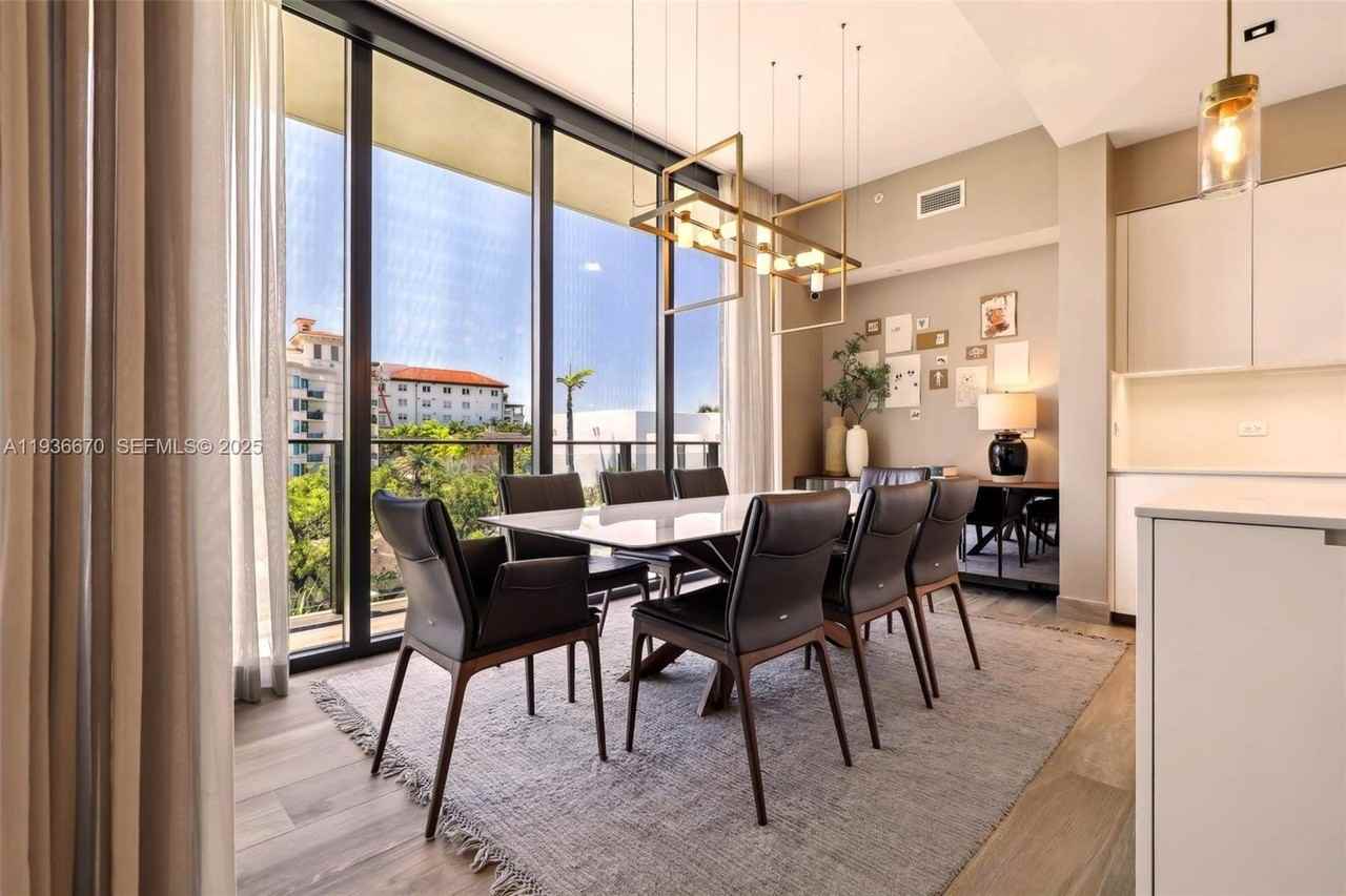 3581 E Glencoe St #309 - Photo 3 of 49