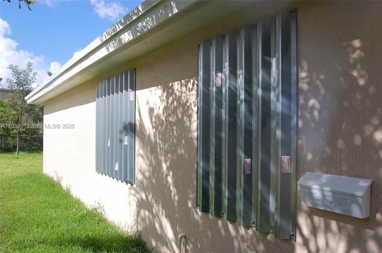 2184 Nw 63rd St #2 - Photo 3 of 34