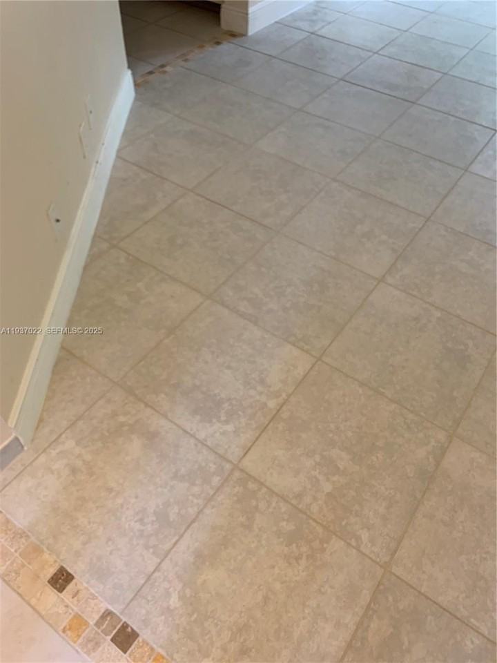 14148 Sw 93rd Ln #14148 - Photo 6 of 10