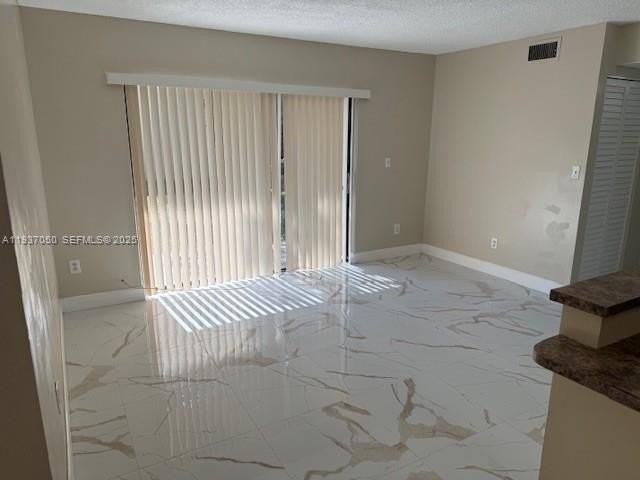 425 Nw 210th St #101 - Photo 4 of 26