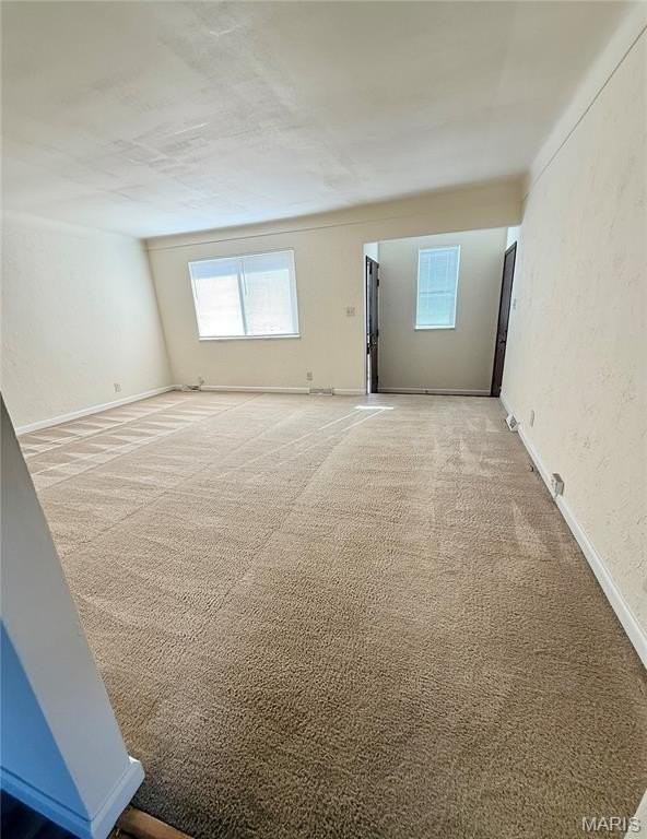 206 Liberty Dr - Photo 2 of 11