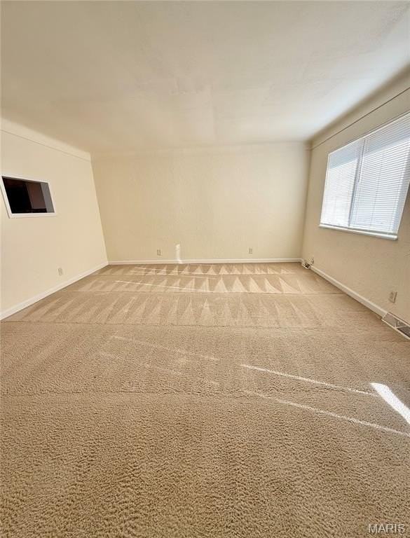 206 Liberty Dr - Photo 3 of 11