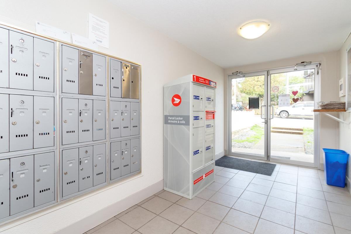 Alderwood Place Apartments - Photo 5 of 23