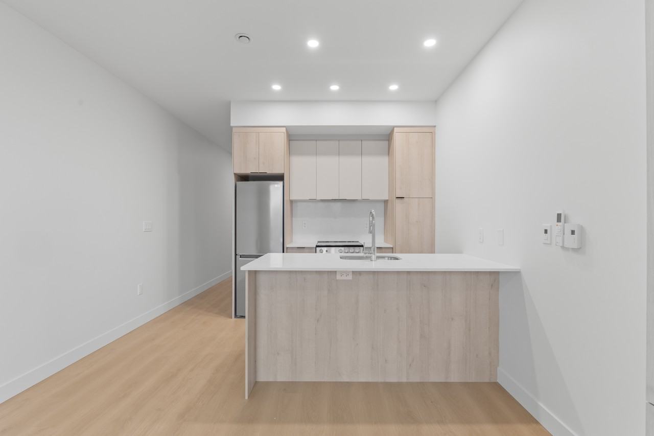 6037 Boulevard De Maisonneuve Ouest #109 - Photo 7 of 13