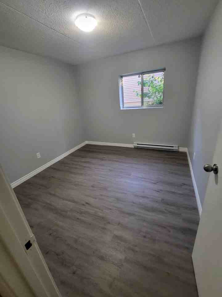 96 Marlborough - Photo 4 of 7