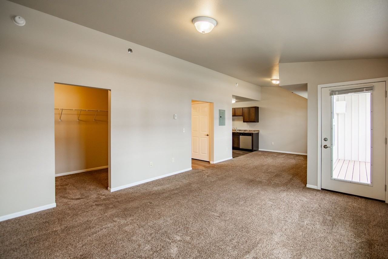 Creekside at Osgood Apartments - Photo 3 of 25