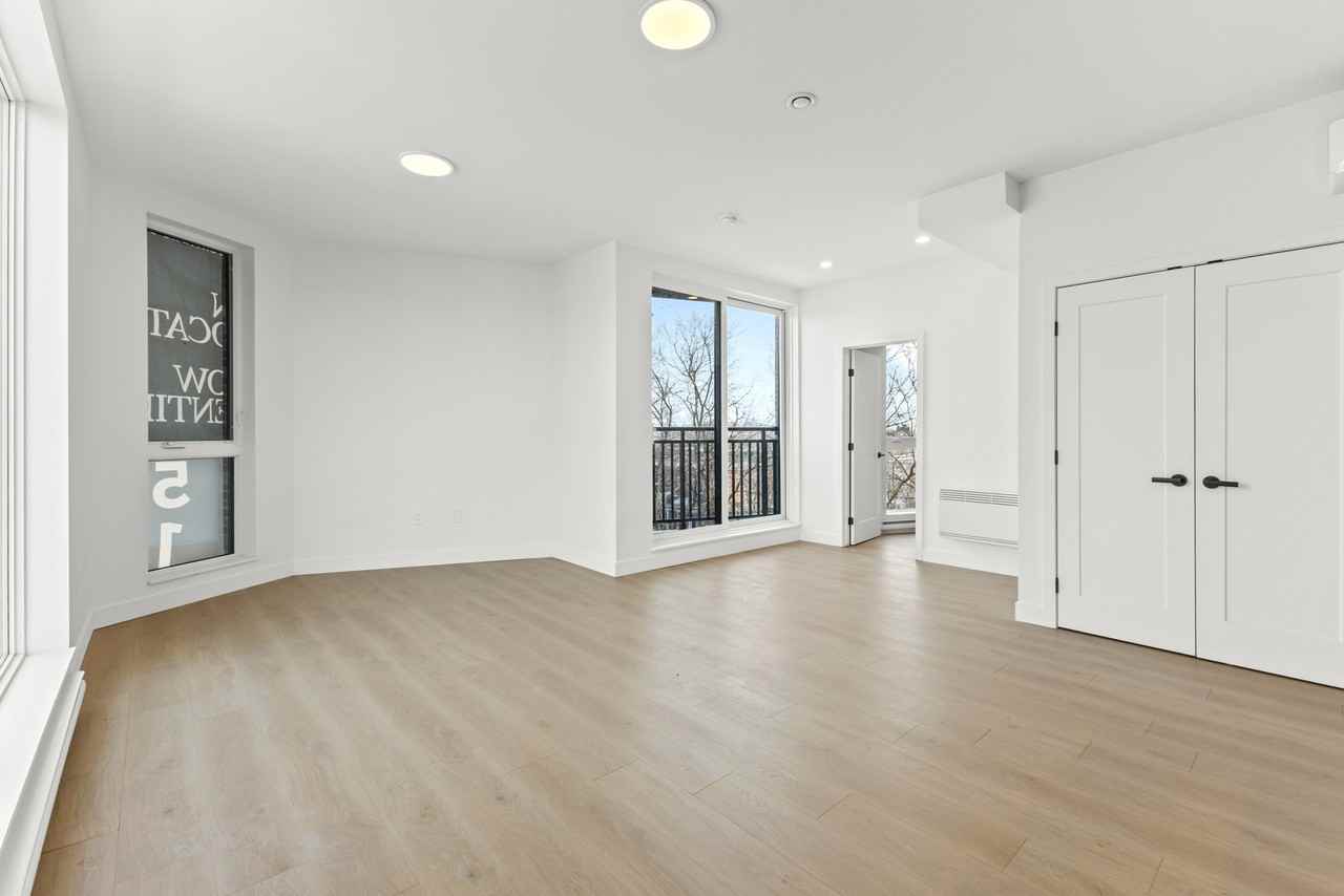 6005 Boulevard De Maisonneuve Ouest #101 - Photo 4 of 15