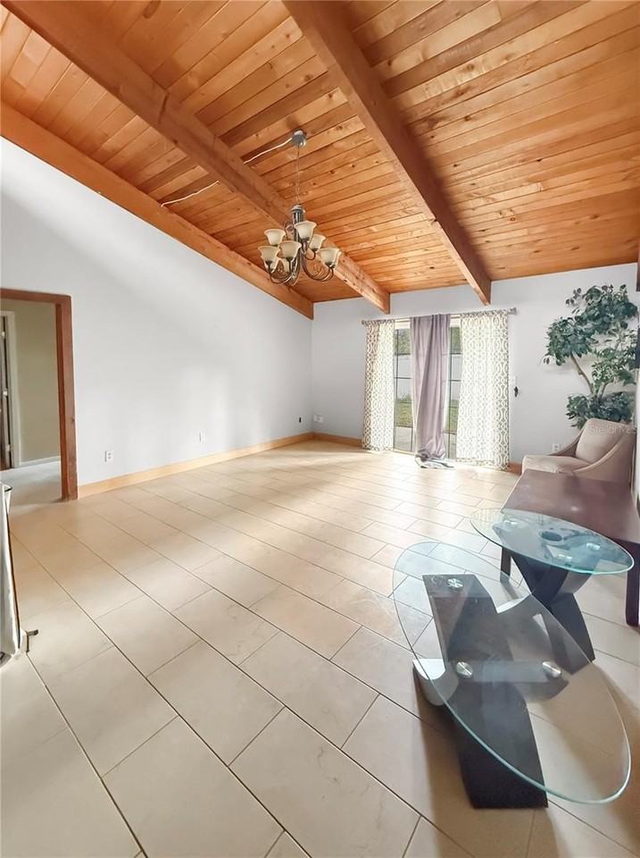 257 S Fairbairn Dr - Photo 4 of 14