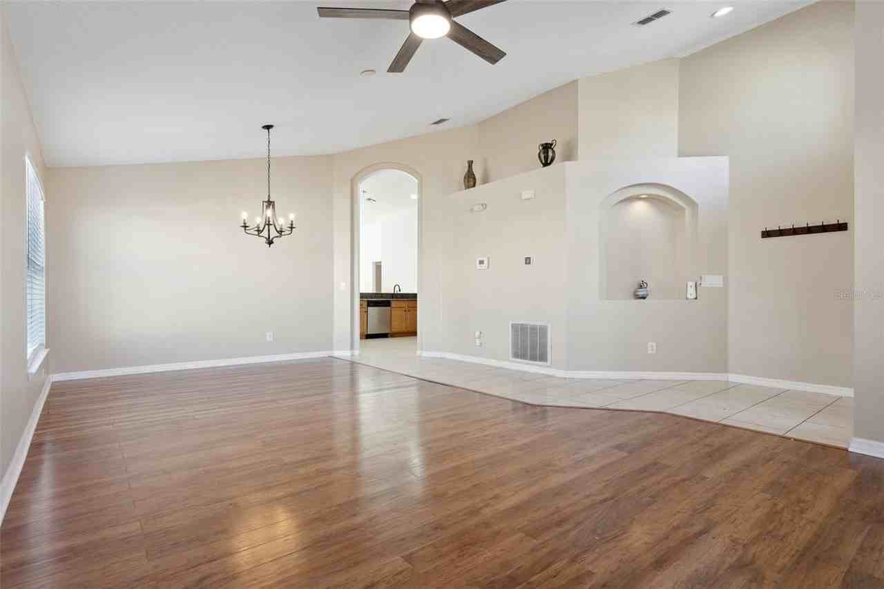 100 Stella Pass - Photo 7 of 45