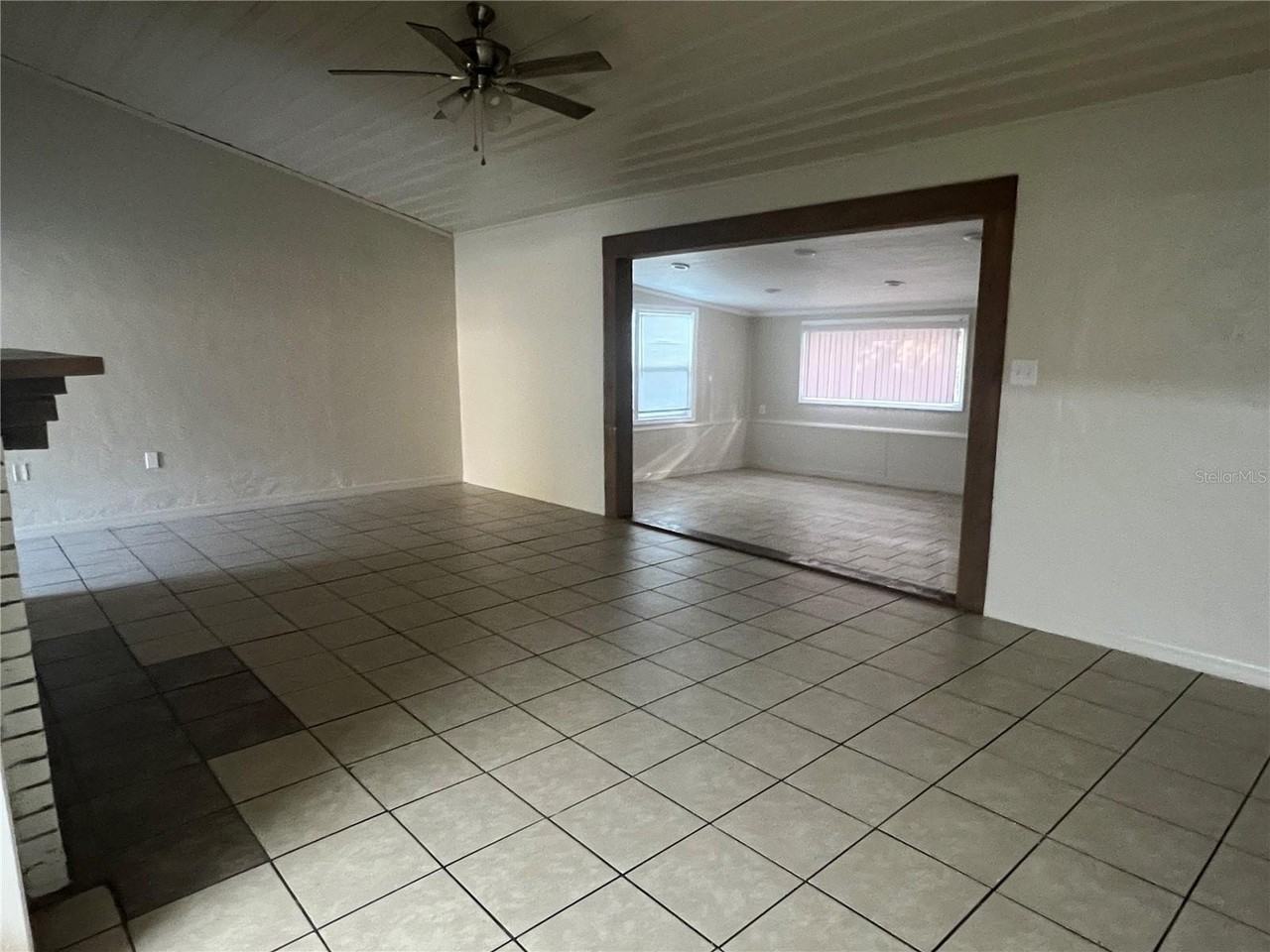 1568 Ne 10th St - Photo 7 of 17