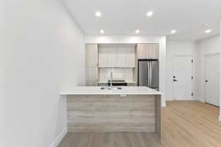 5775 Maisonneuve Boulevard West #109 - Photo 1 of 1