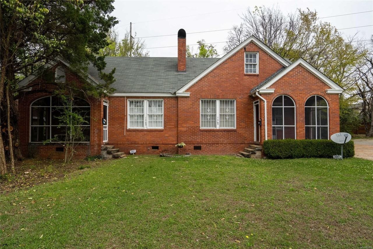 1363 Felder Ave - Photo 2 of 15