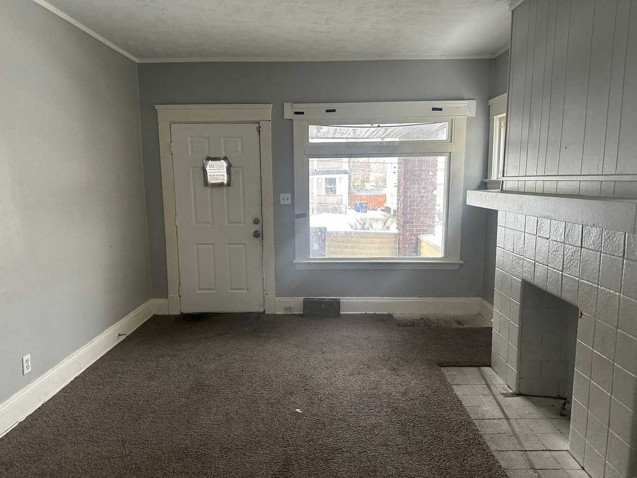 E104TH 4137/4139 - Photo 2 of 12