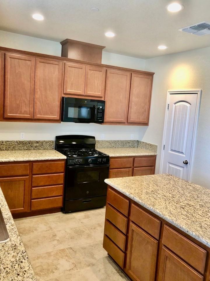 1614 Dodder Dr - Photo 6 of 17