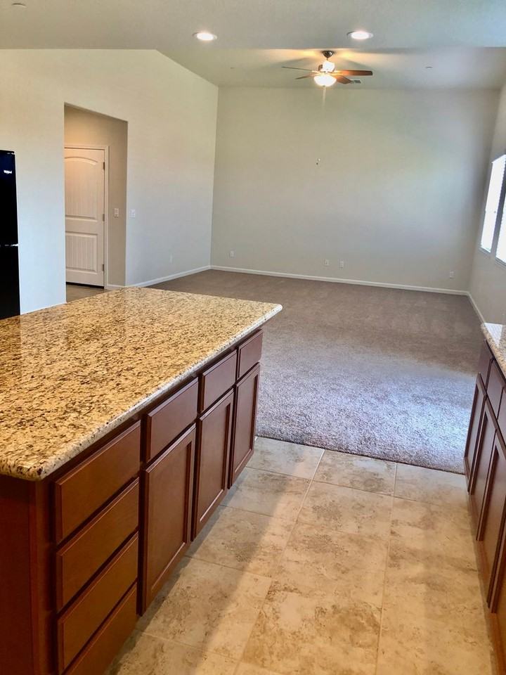 1614 Dodder Dr - Photo 7 of 17