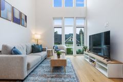 129 11th Ave E - Photo 1 of 1