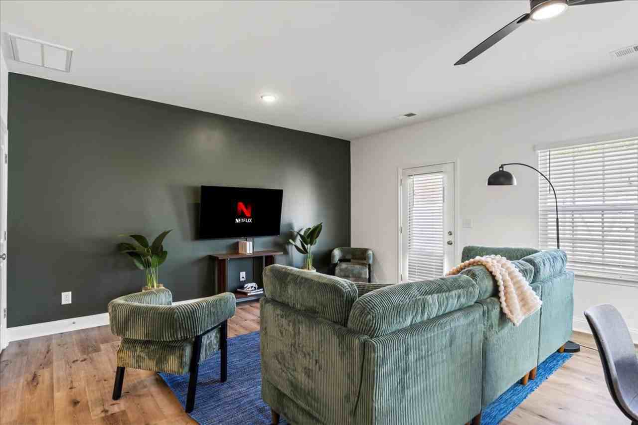 6025 Principal Pl #1284666P - Photo 5 of 32