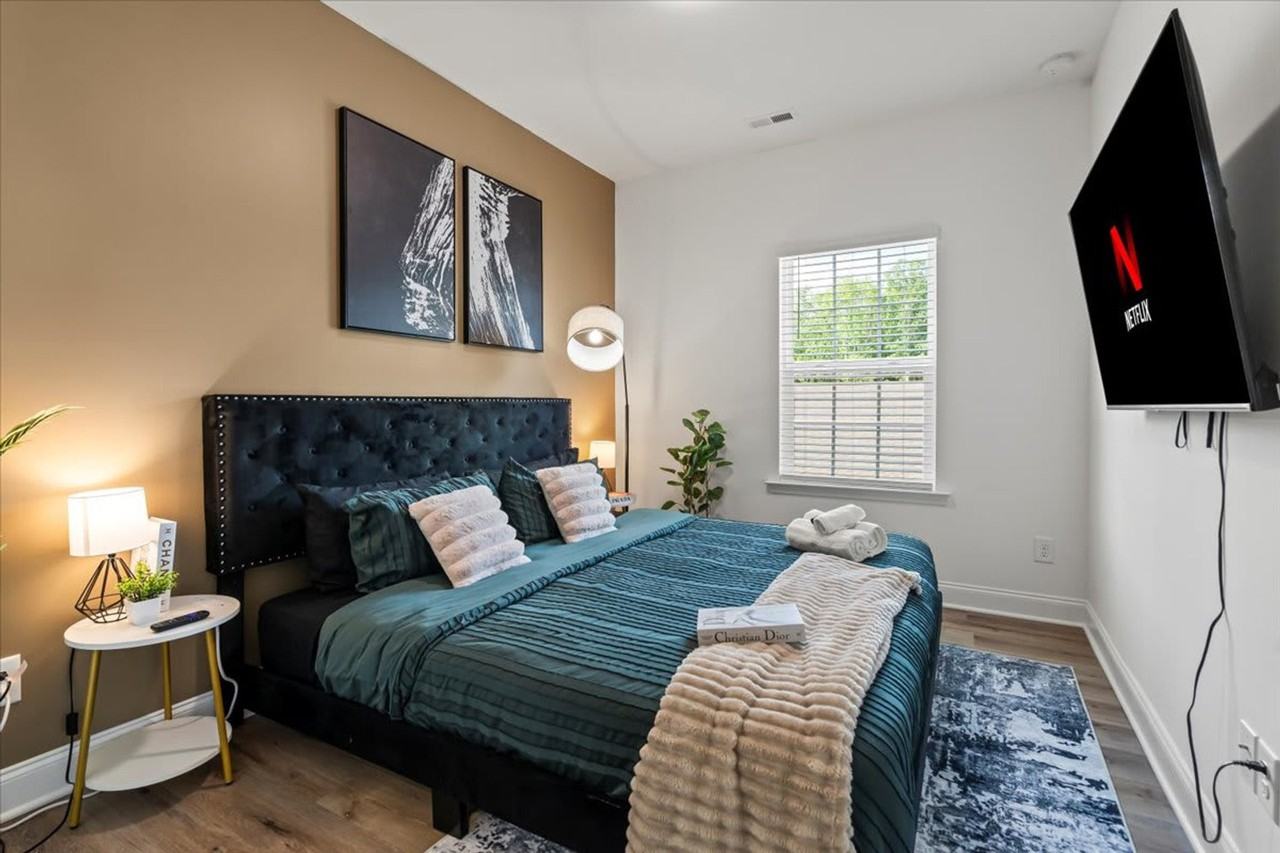 6025 Principal Pl #1284666P - Photo 6 of 32