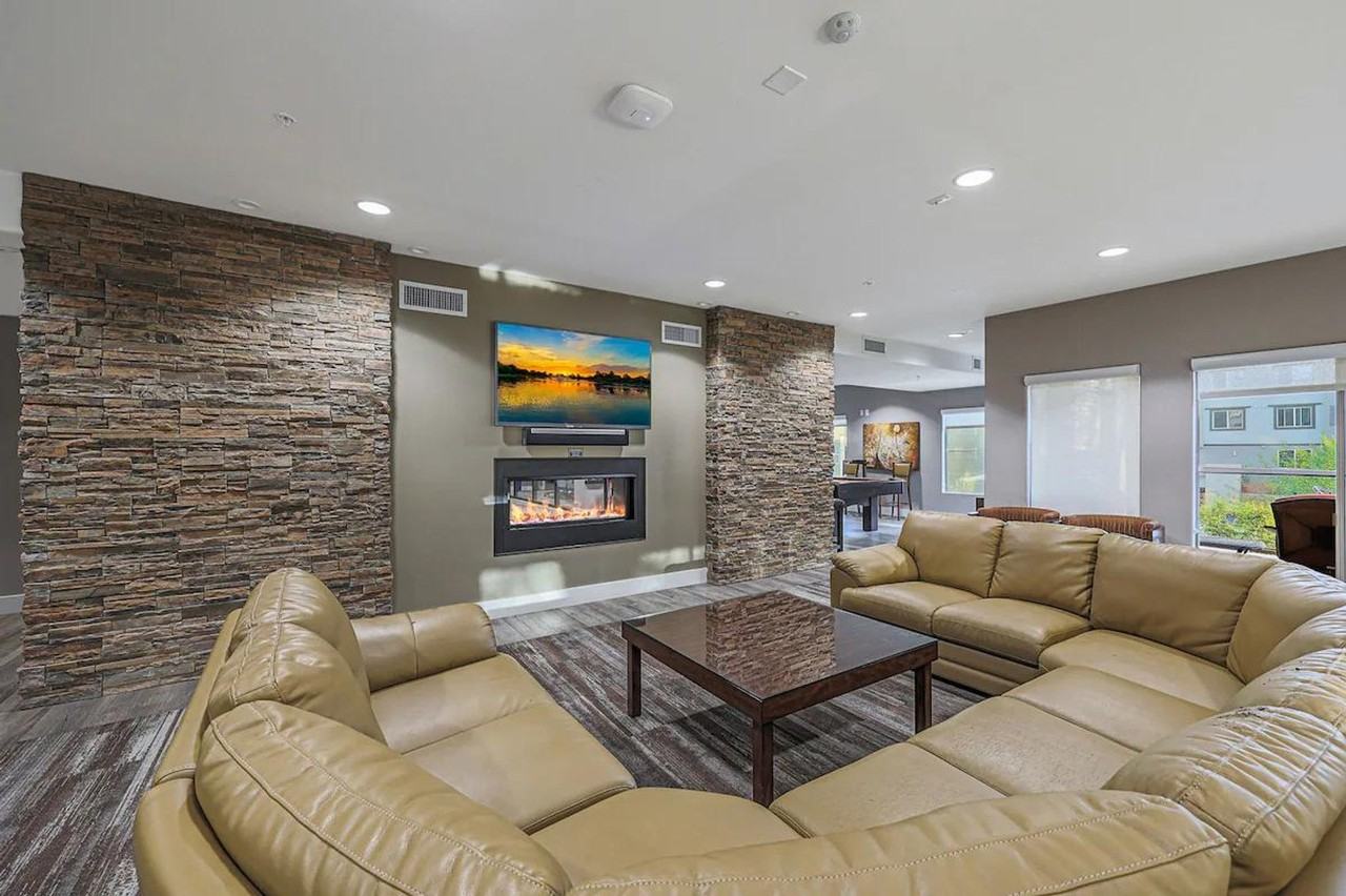 5450 E Deer Valley Dr #1342589P - Photo 2 of 50