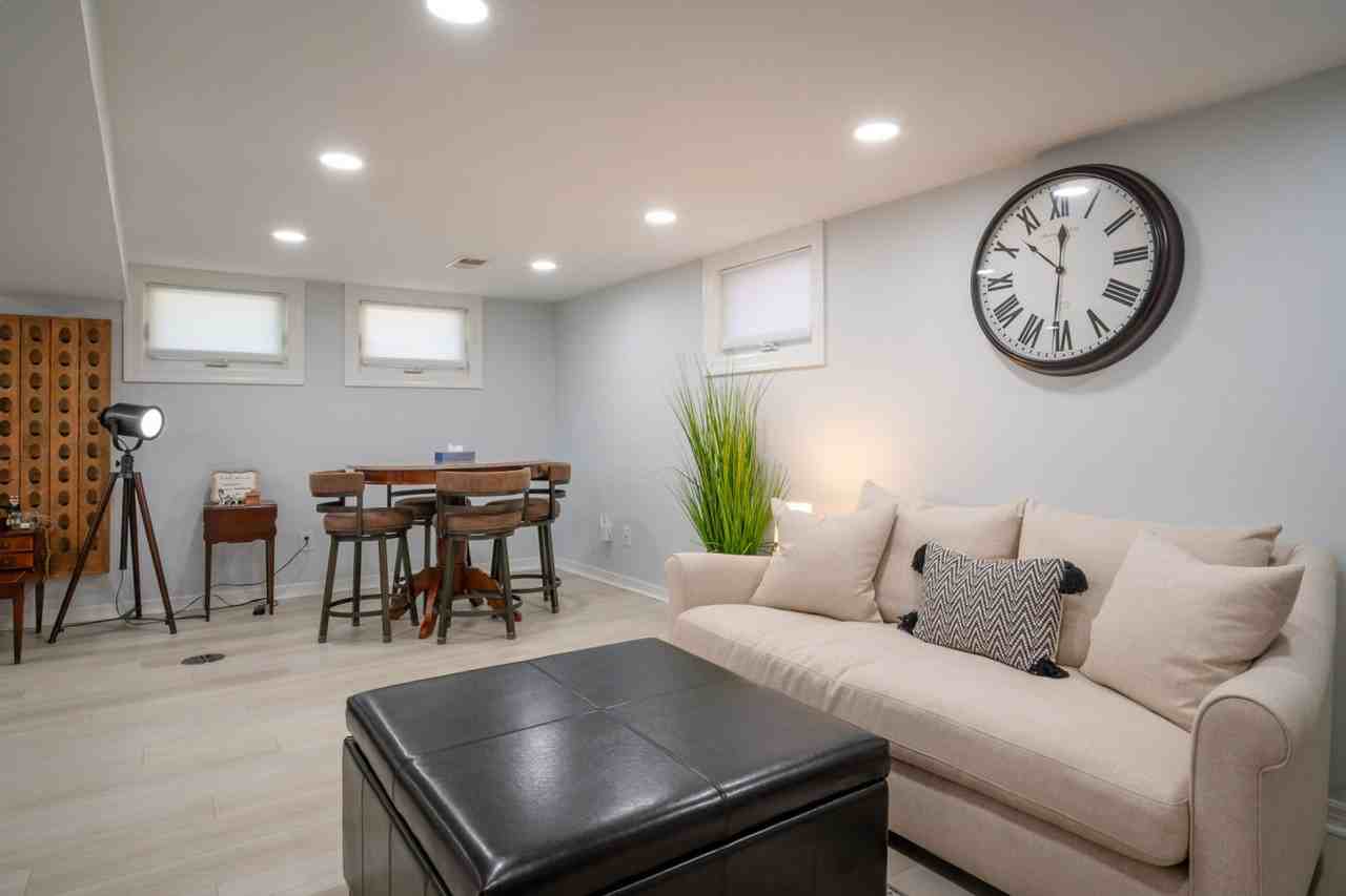 525 Circle Dr #1374784P - Photo 7 of 50