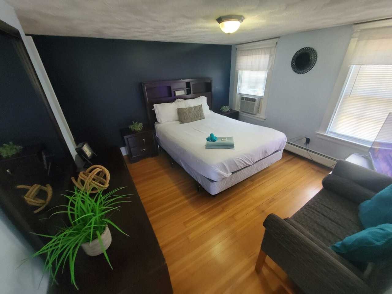 55 Mapleton St #1373635P - Photo 4 of 17