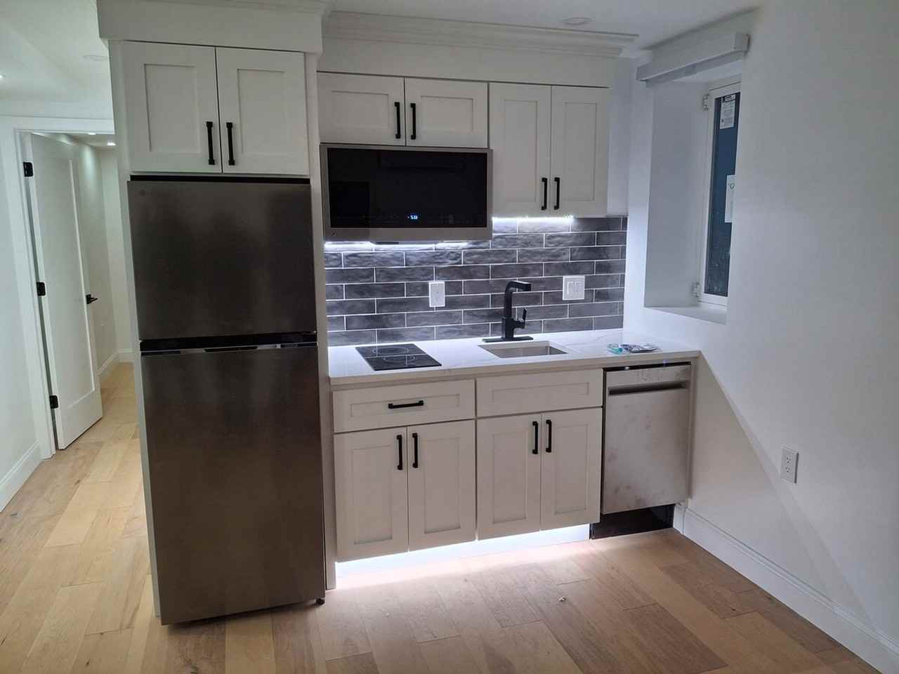 919 Atwells Ave #1373632P - Photo 4 of 11