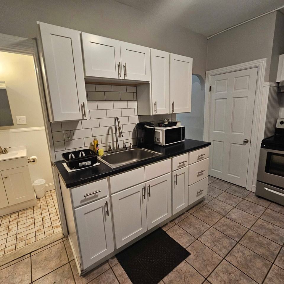 280 Plainfield St #1373634P - Photo 6 of 19